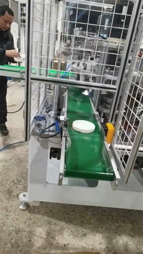 paper lid stacking machine for auto package