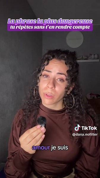 Chaque “JE SUIS” que tu prononces devient une réalité. Ce n’est pas juste une phrase : c’est une commande directe à ton subconscient 🧩 Dans cette vidéo, je t’explique pourquoi ton langage crée ton monde et comment reprogrammer ton “je suis” avec mon eBook Manifeste ta vie sans limites le subliminal Self Concept – Bad Bitch Energy 💛✨ #subliminal #manifestation #selfconcept #LOA #mindsetpositif