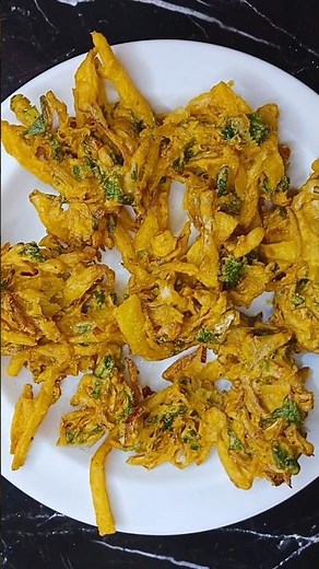 Crispy Vegetable Pakora Recipe | Crispy Fritters Quick and Easy #fritters #pakora #cooking #shorts