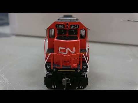 Rapido Trains HO GP40 Product Review w/Loksound Illinois Central GP40R