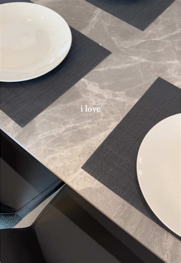 Stylish 4-Seater Dining Set for Your Home