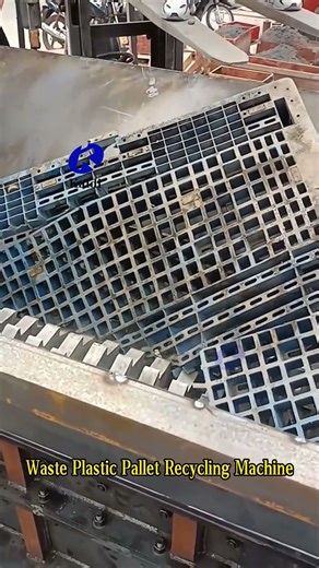 Plastic Pallet Shredding Machine | Uniform Shredded Plastic for Recycling
