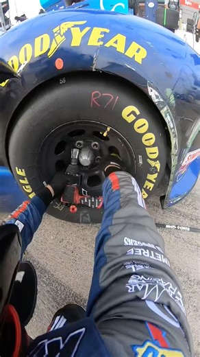 2025 NASCAR Xfinity Series Pit Stop Iowa #automobile #nascar #pitcrew #racing #race #motorsport #pov