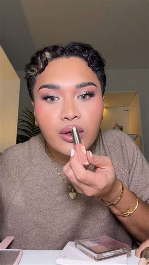 Kylie Jenner Victoria's Secret Makeup Tutorial