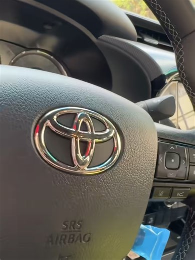 FILM DE PROTECTION ÉCRAN #TOYOTA #HILUX #2025