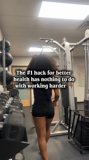 Personal Trainer & Nutrition Coach on Instagram: "Calm down! If you are stressed all the time, your body thinks something is wrong and goes into protect mode. That means holding onto weight, craving junk, sleeping badly and feeling tired no matter how much you work out. It is not a discipline issue. It is your body trying to keep you safe. When you slow things down, breathe, sleep and eat your body finally relaxes. And when that happens, everything works better. More energy, better workouts and 