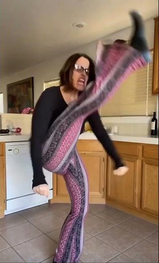 I like to kick, stretch, and kick! SNL