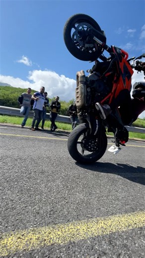 455K views · 7K reactions | The impossible scrape  | Sarah Lezito | Facebook