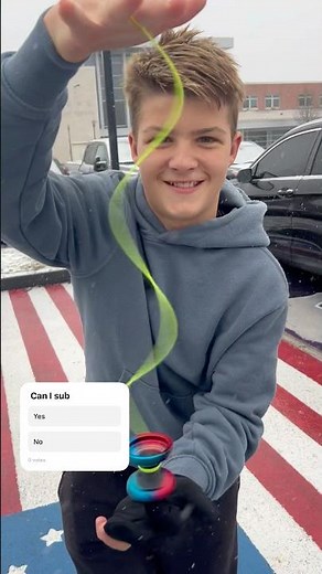 ￼SNOW YO-YO TRICKS!