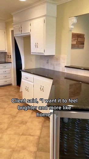 With the right design layout color palette, any home can be transformed to fit your lifestyle your family. 👏 What do you think of this transformation? 😍 #homerenovation #homemakeover #luxuryrenovations #homedecorinspo #homedesigninspo #hometransformation