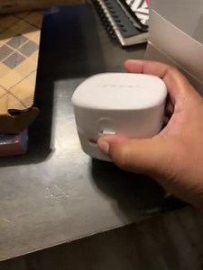 Watch Unboxing package on Amazon Live