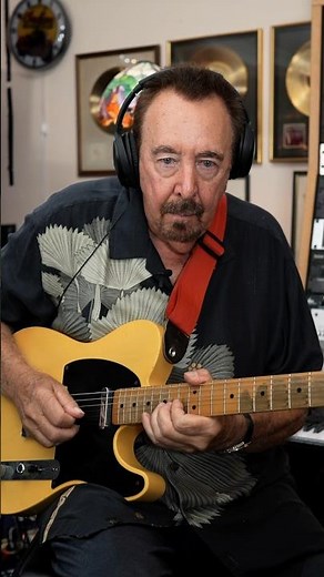Seals & Crofts guitarist plays "Diamond Girl" (Louie Shelton)