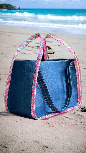 115K views · 557 reactions | Jeans BAG TUTORIAL COMPLETO SU YOUTUBE #jeansbag #borsadonna #bag #bags #diy #diybag #faidate #tutorials #cucire #handmade #borsamare | KIKA Tutorial Creativi | Facebook