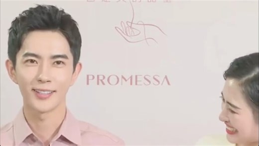 1.11 123D！周SS直播，清唱真的很好听，坐在那都美的像一幅画！