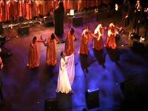 Donnie Mc Clurkin And Total Praise / Total Praise Danse - Holy / Only You Are Only