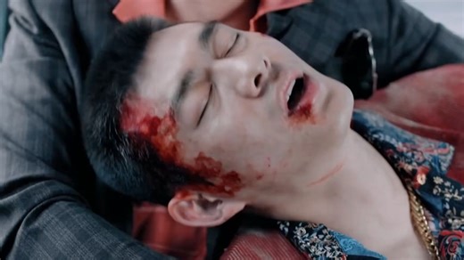 只要还活着喘气儿呢，那就是擦破点皮儿