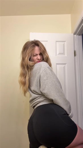 Fit check for writing today ❤️‍🔥🥰🫶🏻😝 #author #writing #book #romantasy #reader