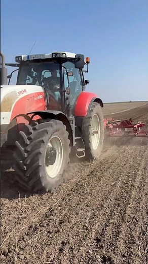 Steyr CVT 6180 mit Germinator bei der Bodenbearbeitung #farming #agriculture #foryou #viral