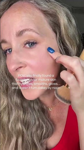 Best foundation for mature skin over 40 ✨ Lightweight, hydrating, glowy and never cakey