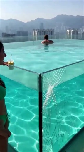 Leaning on infinity pool causes failure cracks.