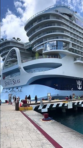 The difference at the stern of the ship! #cruiseship #cruise #shorts #viral #travel #yt
