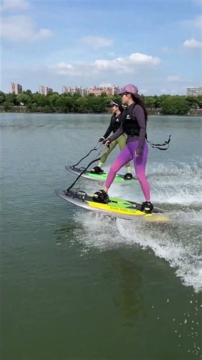 RUSH WAVE ,It's too high. I can't stop#rushwave #Surfing #surfboard #electricsurfboard
