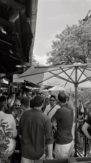 Max & Moritz Weinbars on Instagram: "Let’s raise a glass to 2025🍷 From opening nights and busy weekends to spontaneous catch-ups, good music, and long conversations over great wine Thank you to everyone who walked through our doors, shared a table, and celebrated with us 🥂 Here’s to more nights like these in 2026! #munich #maxundmoritz #wine #munichbars #winebar"