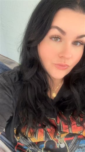 its just too big 😋 | Mandee Mandee