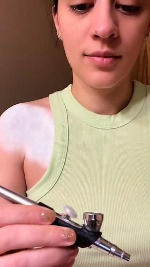 I only use the airbrush if the decedent needed wax work and has dark discoloration. This is just a demo of how i would cover the discoloration. #funeralservice #mortuaryscience #mortician #embalmer #restorativeart #mortuarycosmetics #fypage #foryoupage | Ux.japan