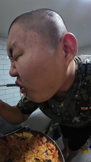 이상적인 부대찌개 Army Stew Mukbang Clip Naram