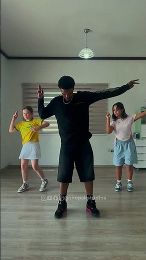 These Kids Are TOO Smooth 😮‍💨🔥 | Afro Dance Class