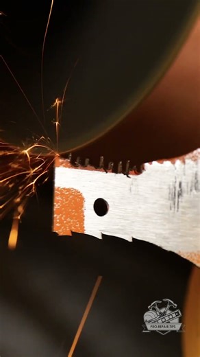 Turn a Saw Into an Electric Spatula That Scrapes Fast! 🪚⚡