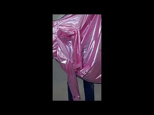 Shiny nylon pink woman jacket