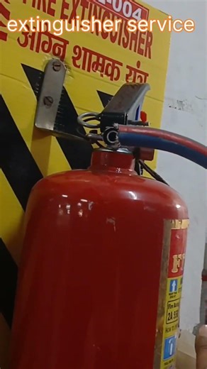 👉 “Live Fire Extinguisher Service 🔥 Real Factory Process 😱”