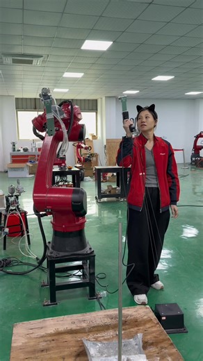 Six-axis robot arm span 1500 load 10kg #Bront robot #welding robot #stamping robot #loading robot #polishing robot #handling code chopping robot | Welding robot yoko