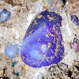 62K views · 2.8K reactions | After a severe earthquake. Weird diamonds appear in cracks in cave. | Pitogo High School Official | Facebook