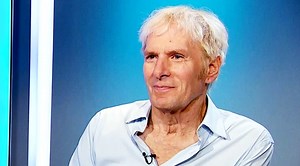 Michael Bolton talks his 26th studio album "Spark of Light." Plus, he dishes on the return of the mullet, playing "Scarface" on "SNL" & making music with Lady Gaga. | E! News