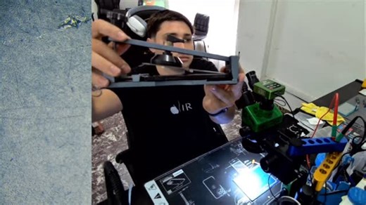 Servicio Tecnico Apple  on Instagram: "Así reparamos tu iPhone: paso a paso, con precisión y repuestos de calidad.🙌🏻😎 Cada detalle importa para que tu equipo vuelva a quedar como nuevo. O te llevas uno nuevo y entregas el tuyo como está en forma de pago 🤩 #iphone #repairiphone #apple"