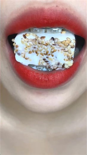 ASMR Candy Jelly Bites 🍓 Crunchy Nut Fudge, Strawberry & Green Apple Jelly