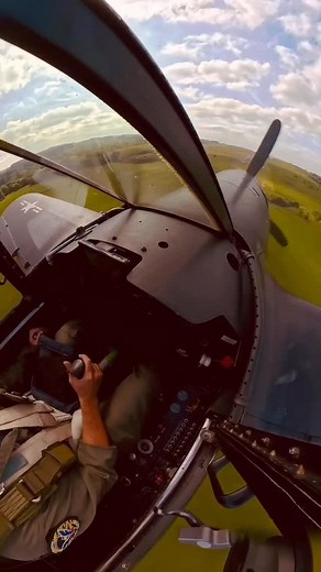 3.9K views · 1.1K reactions | Corsair on short final. #corsair #warbirds #warbird #aviation #pilotlife #aviatrix #flyhigh #aviationlovers #fighterplanes #historicaviation #vintageaviation #aviationdaily #aviationgeek #planespotting #aviationphotography #warbirdlover #airshow #aviationcommunity #aviationaddict #aviationworld | Flying Legends | Facebook