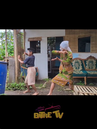 belajar pencak...... #batretv #batretvyutub #batretvyoutube #fyp #masukberanda @☞︎ 𝗙𝗲𝗿𝗿𝗶 𝘄𝗲𝗱𝗼𝗻 ☜ @CEPER @𝘼𝙡𝙥𝙞𝙣𝙣𝙣🫧 @SyahroniMuhammad27 @handoko94 @Gimon_mubarok @koko solihul @Hadi Salamun @MOL KISIN🥸