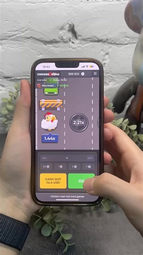 🇨🇦 Chicken Road – Can You Cross the Road? 🐔🚦 Ready for a fun Canadian adventure? Help the little chicken dash across busy streets, dodge tricky obstacles, and collect amazing rewards along the way! 🏃‍♂️💨 🔹 Fun and challenging gameplay 🔹 Bright & colourful graphics 🔹 Great entertainment for both kids and adults | Multy Games UZ