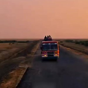 एक आदमी ने सभी यात्रियों की बचाई जान⭐😁🙏👍❣️ | Guru Explainer