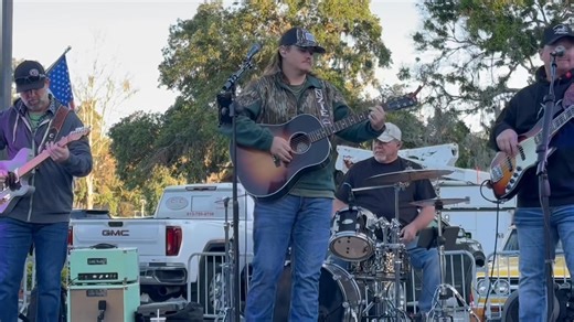 4.2K views · 93 reactions | “DEAR COUNTRY” where have all my hero’s gone? Signin all those outlaw songs I miss me some Jones! My Original song available on all major streaming platforms. #country #countrymusic #Hashville #KenzieWheeler | Kenzie Wheeler | Facebook