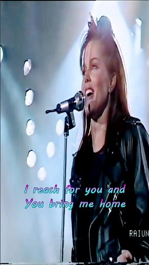 Belinda Carlisle - Heaven Is a Place on Earth(1987)