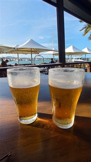 15 reactions | Party season is in full swing! And yesterday ... so...