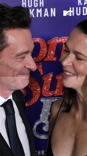 Hugh Jackman and Sutton Foster made their red carpet debut as a couple at the opening of Hugh’s new movie Song Sung Blue in Los Angeles ❤️ #hughjackman #suttonfoster #songsungblue #mtvceleb | MTV UK