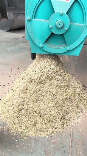 #Sawdust Grinder #Wood Dust Crusher#Sawdust Shredder Machine #Sawmill Waste Grinding Machine