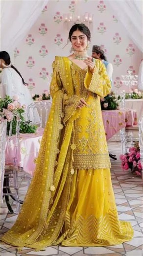 Latest dress mehndi designs for girl