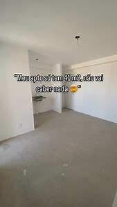 Projeto de interiores para um apartamento com apenas 41 m². O que achou do resultado? 🤩🤍 Por: @visattoengenharia •────────────────────────• #arq_designer #arqdesigner #arqdesignermarketplace | Arquitetura & Design